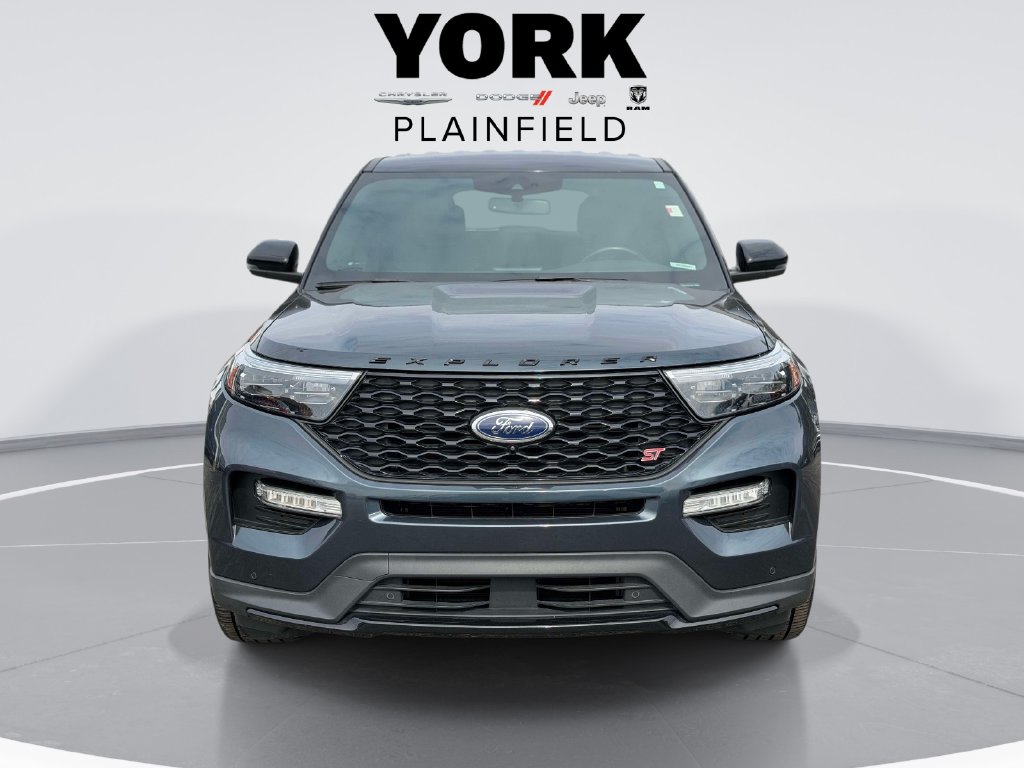Used 2022 Ford Explorer - photo 2