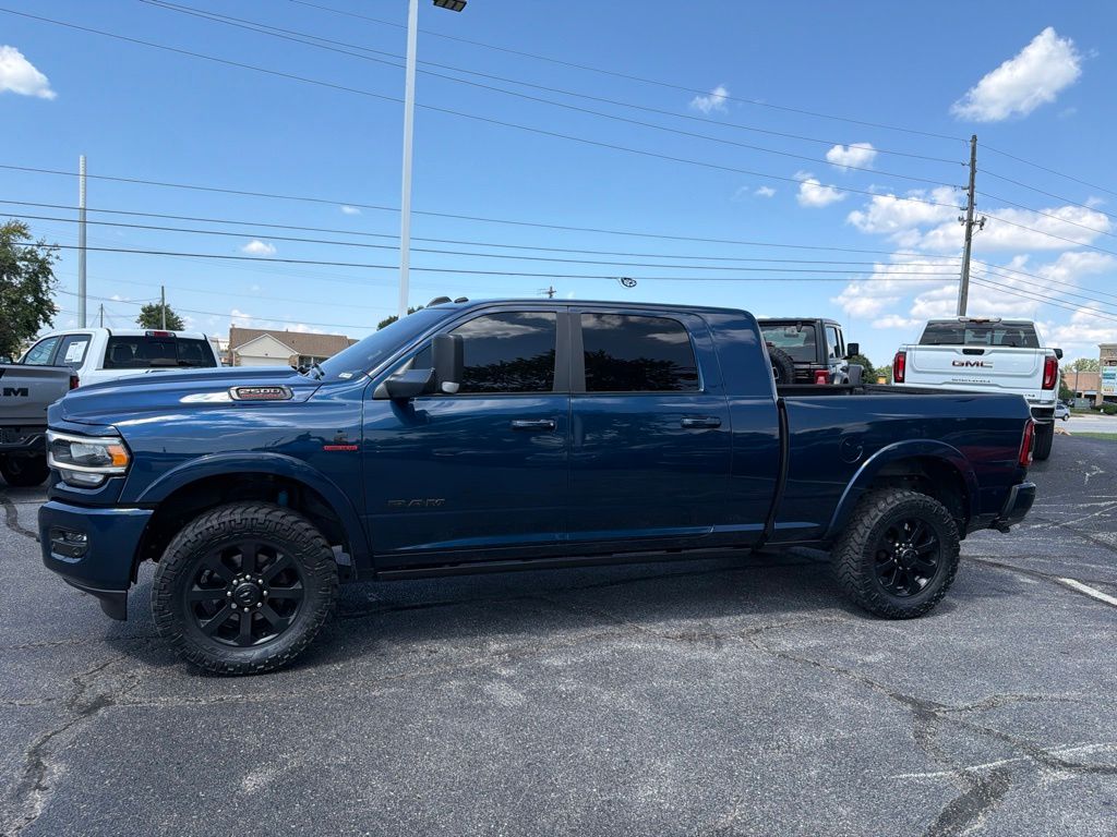 Used 2022 Ram 2500 - photo 2