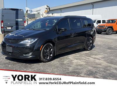 2018 Chrysler Pacifica FWD Minivan for sale #PF2659P - photo 1
