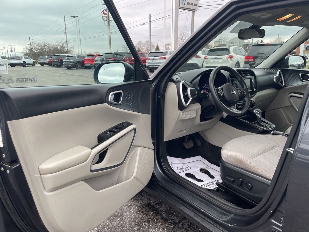Used 2021 Kia Soul - photo 17