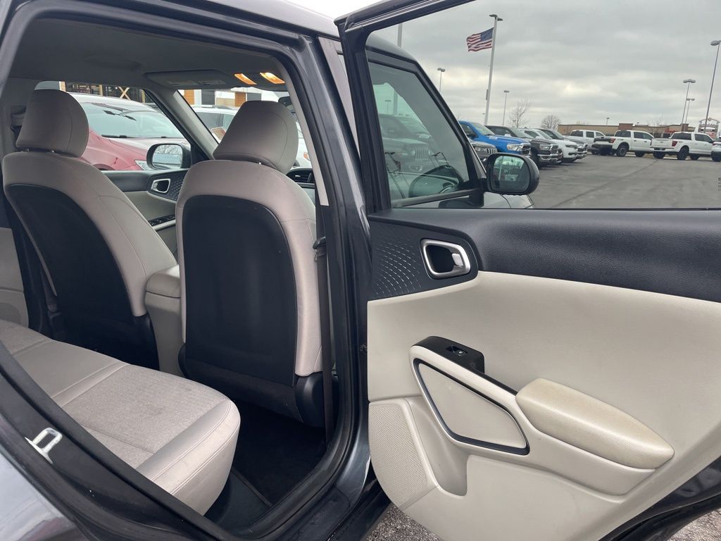 Used 2021 Kia Soul - photo 33