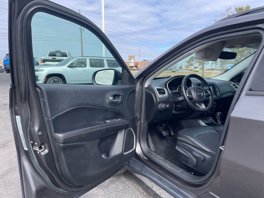 Used 2019 Jeep Compass - photo 19