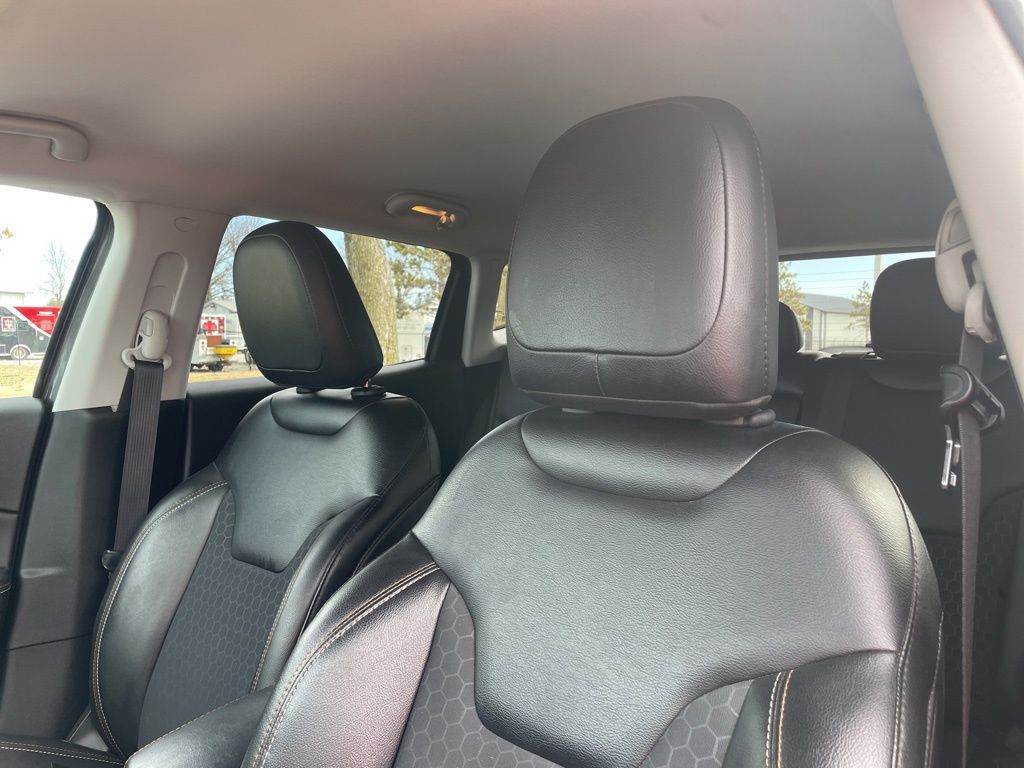 Used 2019 Jeep Compass - photo 21