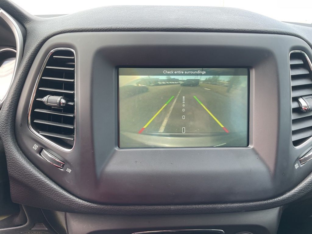 Used 2019 Jeep Compass - photo 30