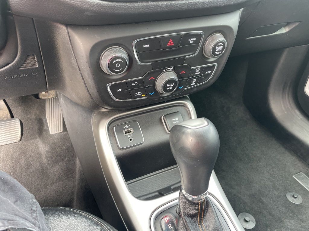 Used 2019 Jeep Compass - photo 31