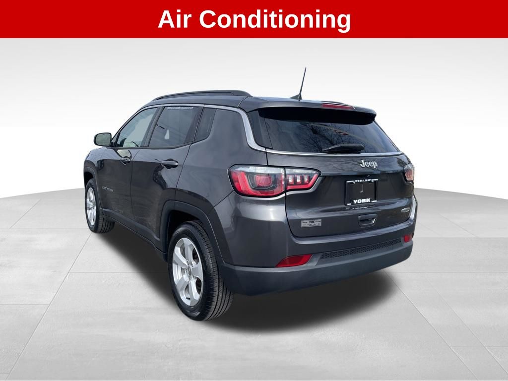 Used 2019 Jeep Compass - photo 2