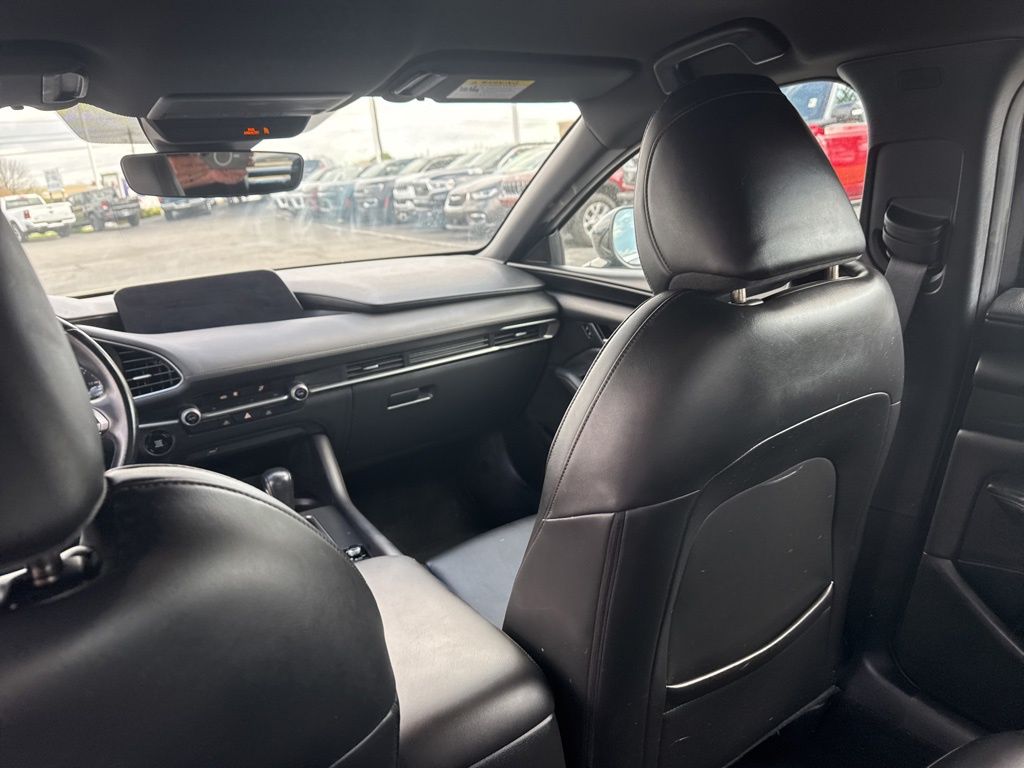 Used 2020 Mazda3 - photo 23