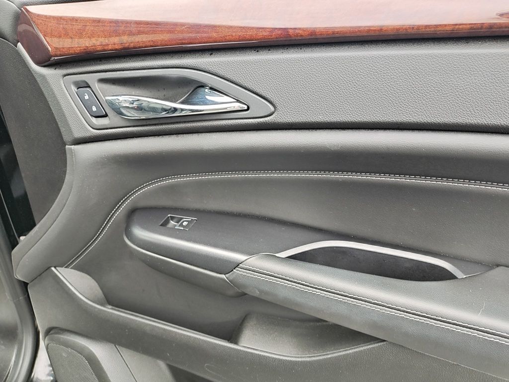 Used 2014 Cadillac SRX - photo 28
