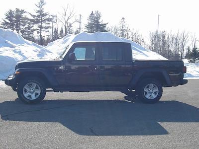 Used 2020 Jeep Gladiator - photo 1