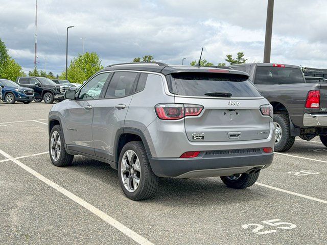 Used 2018 Jeep Compass - photo 1