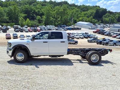 New 2025 Ram 3500 Big Horn Crew Cab 4x4 60 CA Cab Chassis for sale #579217 - photo 2