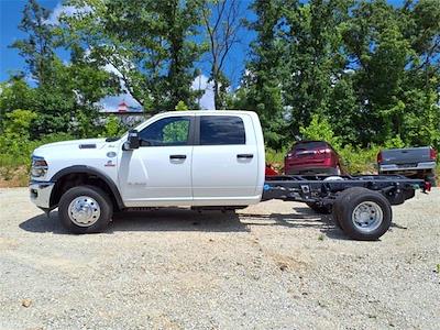 New 2025 Ram 3500 Big Horn Crew Cab 4x4 60 CA Cab Chassis for sale #580094 - photo 2