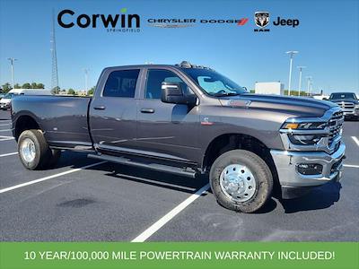 New 2026 Ram 3500 Tradesman Crew Cab 4x4 DRW Pickup for sale #1151003 - photo 1