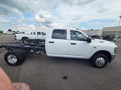 New 2025 Ram 3500 Big Horn Crew Cab 4x4 DRW Pickup for sale #26811J - photo 2