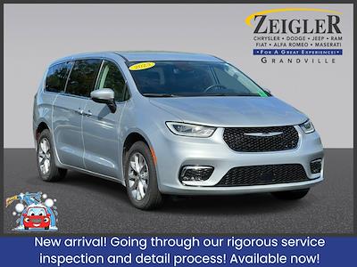 2023 Chrysler Pacifica AWD Minivan for sale #CPR610111 - photo 1
