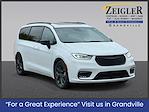 2025 Chrysler Pacifica FWD Minivan for sale #CSR552953 - photo 1