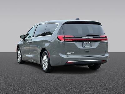 2025 Chrysler Pacifica FWD Minivan for sale #CSR556500 - photo 2
