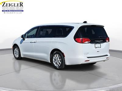 2023 Chrysler Voyager FWD Minivan for sale #P10685 - photo 2
