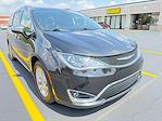 Used 2018 Chrysler Pacifica Limited Minivan for sale #P10856 - photo 2