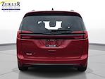 Used 2025 Chrysler Pacifica Limited Minivan thumbnail 7