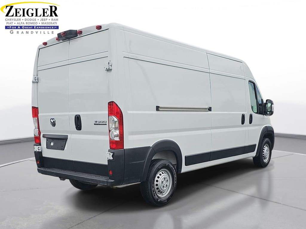 Used 2025 Ram ProMaster 3500 - photo 9