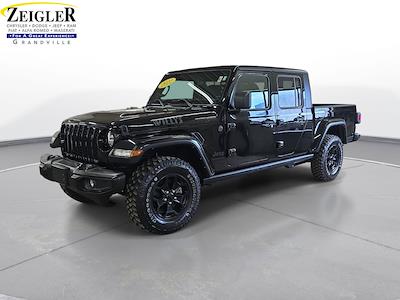 Used 2022 Jeep Gladiator - photo 2