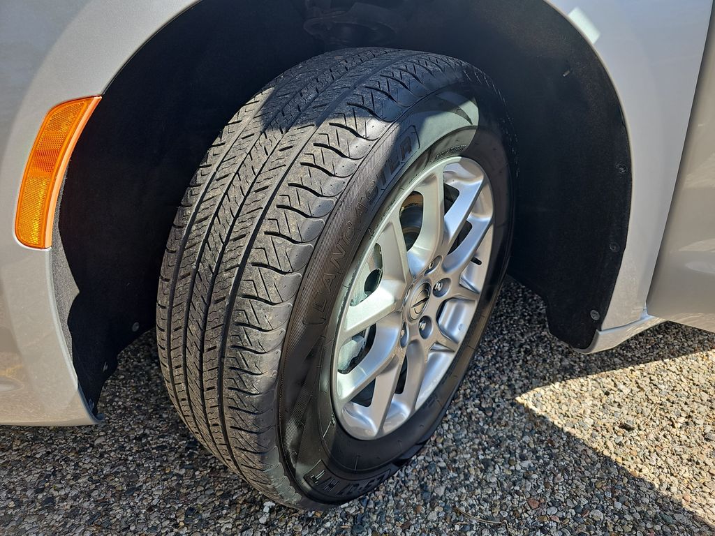 Used 2024 Chrysler Pacifica - photo 36