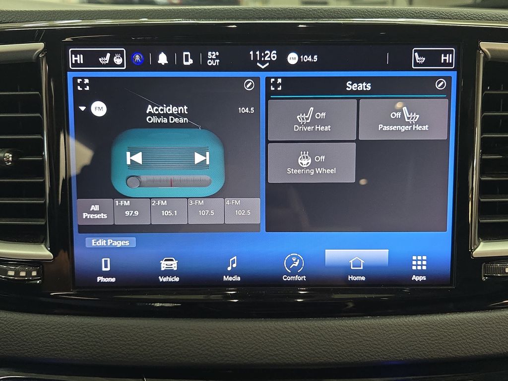Used 2024 Chrysler Pacifica - photo 26