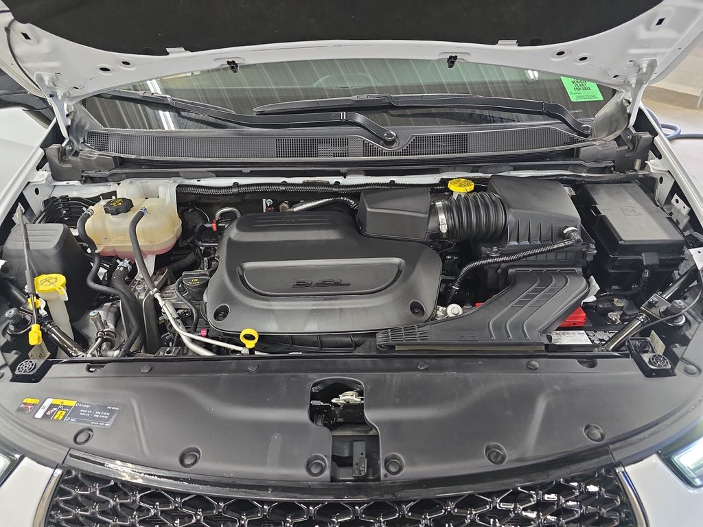 Used 2024 Chrysler Pacifica - photo 34