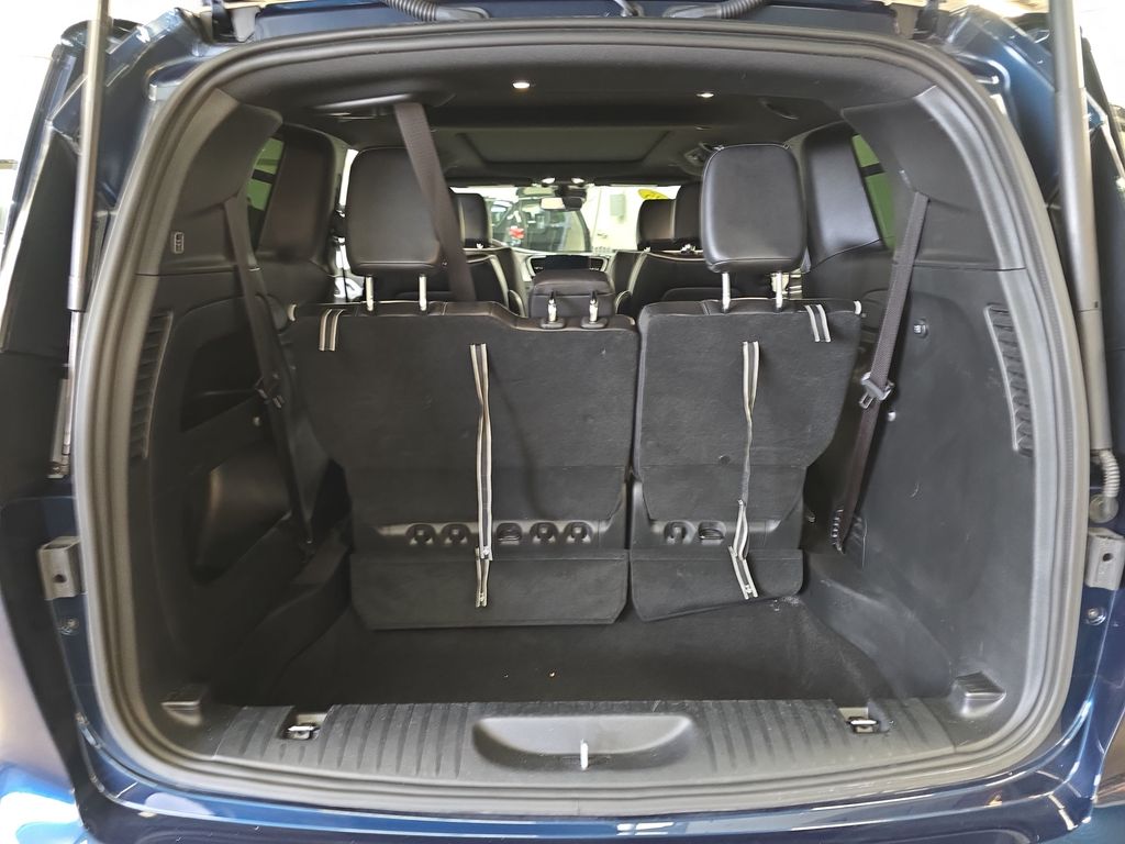 Used 2025 Chrysler Pacifica - photo 15