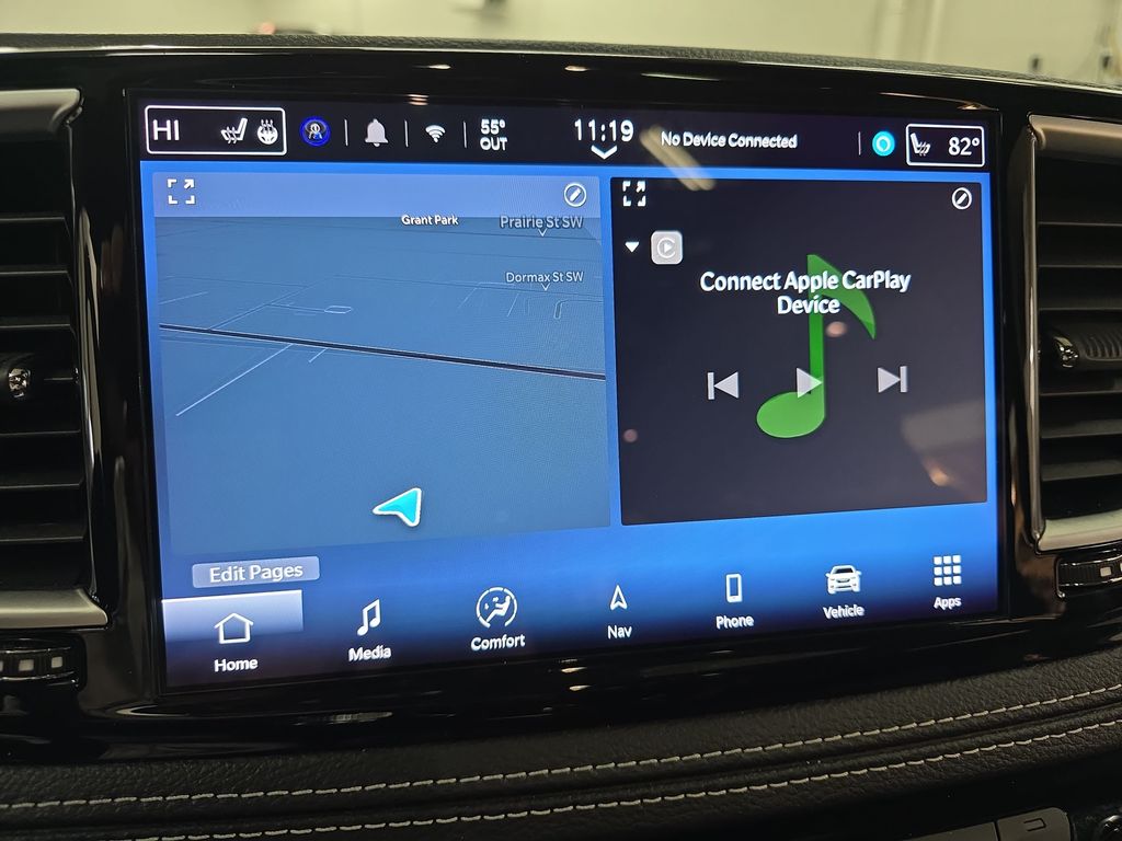 Used 2025 Chrysler Pacifica - photo 26