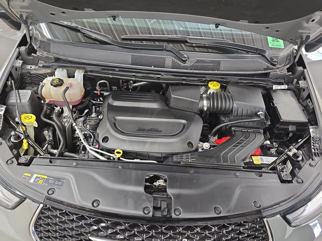 Used 2023 Chrysler Pacifica - photo 34