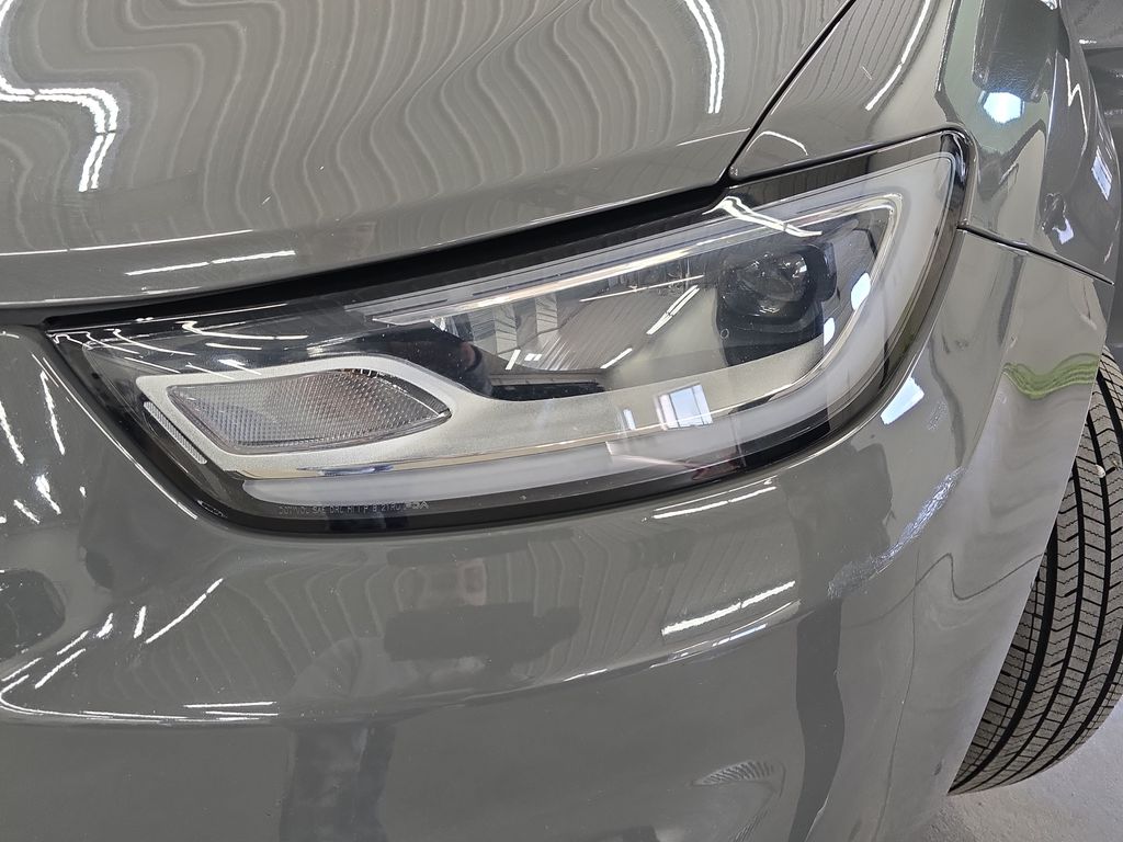 Used 2023 Chrysler Pacifica - photo 35