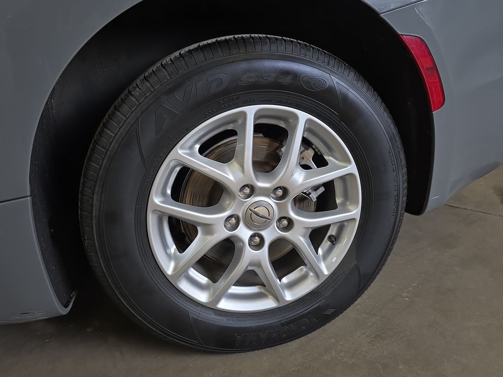 Used 2023 Chrysler Pacifica - photo 37