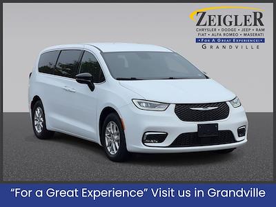 2025 Chrysler Pacifica FWD Minivan for sale #P11243 - photo 1