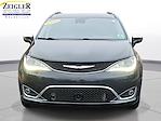 2020 Chrysler Pacifica FWD Minivan for sale #PREA45433A - photo 2