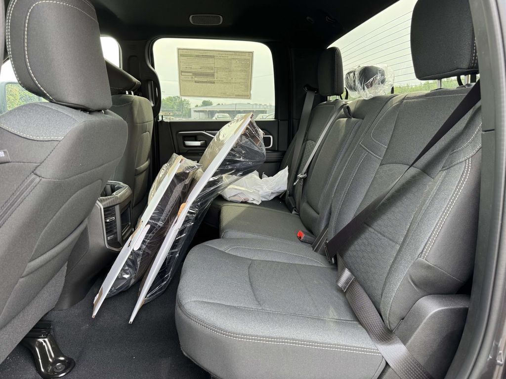 New 2026 Ram 3500 - photo 17