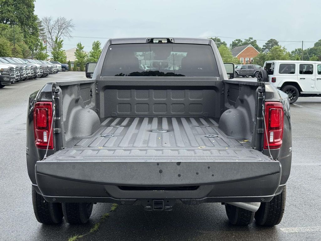 New 2026 Ram 3500 - photo 31