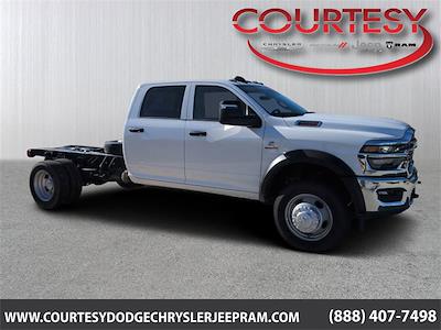 2026 Ram 5500 Crew Cab DRW 4x4 Cab Chassis for sale #26CT029 - photo 1