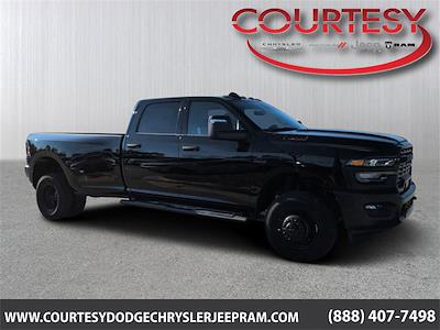 2026 Ram 3500 Crew Cab DRW 4x4 Pickup for sale #26CT189 - photo 1