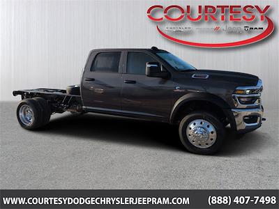 2026 Ram 4500 Crew Cab DRW 4x4 Cab Chassis for sale #26CT221 - photo 1