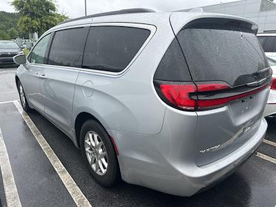 2022 Chrysler Pacifica FWD Minivan for sale #P7441 - photo 2