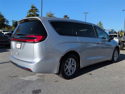2024 Chrysler Pacifica FWD Minivan for sale #P7599 - photo 2