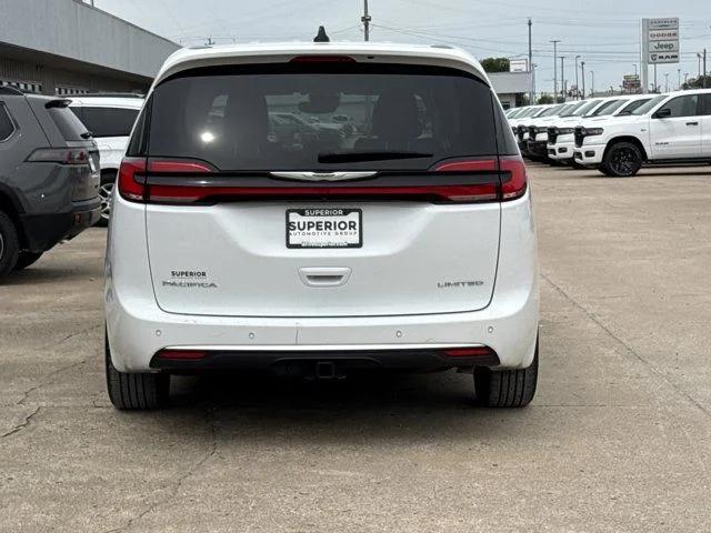 Used 2024 Chrysler Pacifica - photo 6