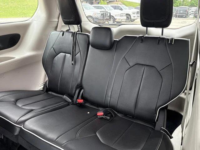 Used 2024 Chrysler Pacifica - photo 17