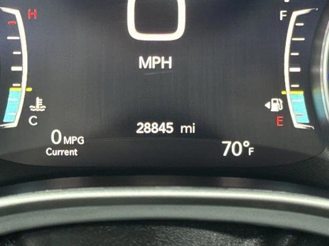Used 2023 Chrysler Pacifica - photo 22