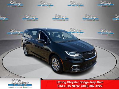 2024 Chrysler Pacifica FWD Minivan for sale #2451444 - photo 1