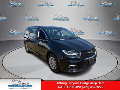 2024 Chrysler Pacifica FWD Minivan for sale #2472223 - photo 1