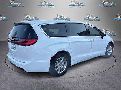2025 Chrysler Pacifica FWD Minivan for sale #2506094 - photo 2