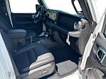 2025 Jeep Gladiator Crew Cab 4WD Pickup for sale #2536226B - photo 17